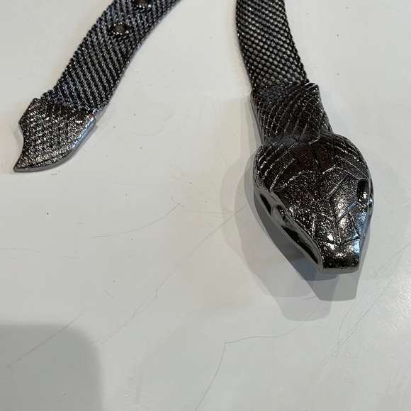 Zara Accessories - Vintage zara snake belt